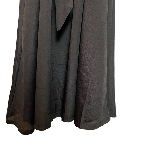 Long Black Maxi Dress with Long Sleeves and Banded Waist - Picture 2 of 15